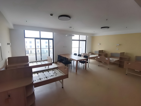 女驸马：无情公子